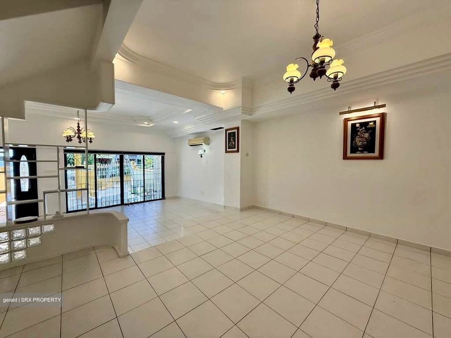 Avila Terrace (D17), Terrace #556893751